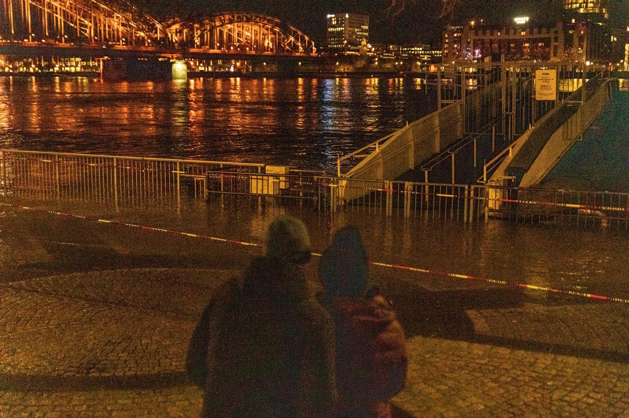 Hochwasser Dienstagnacht Besucher