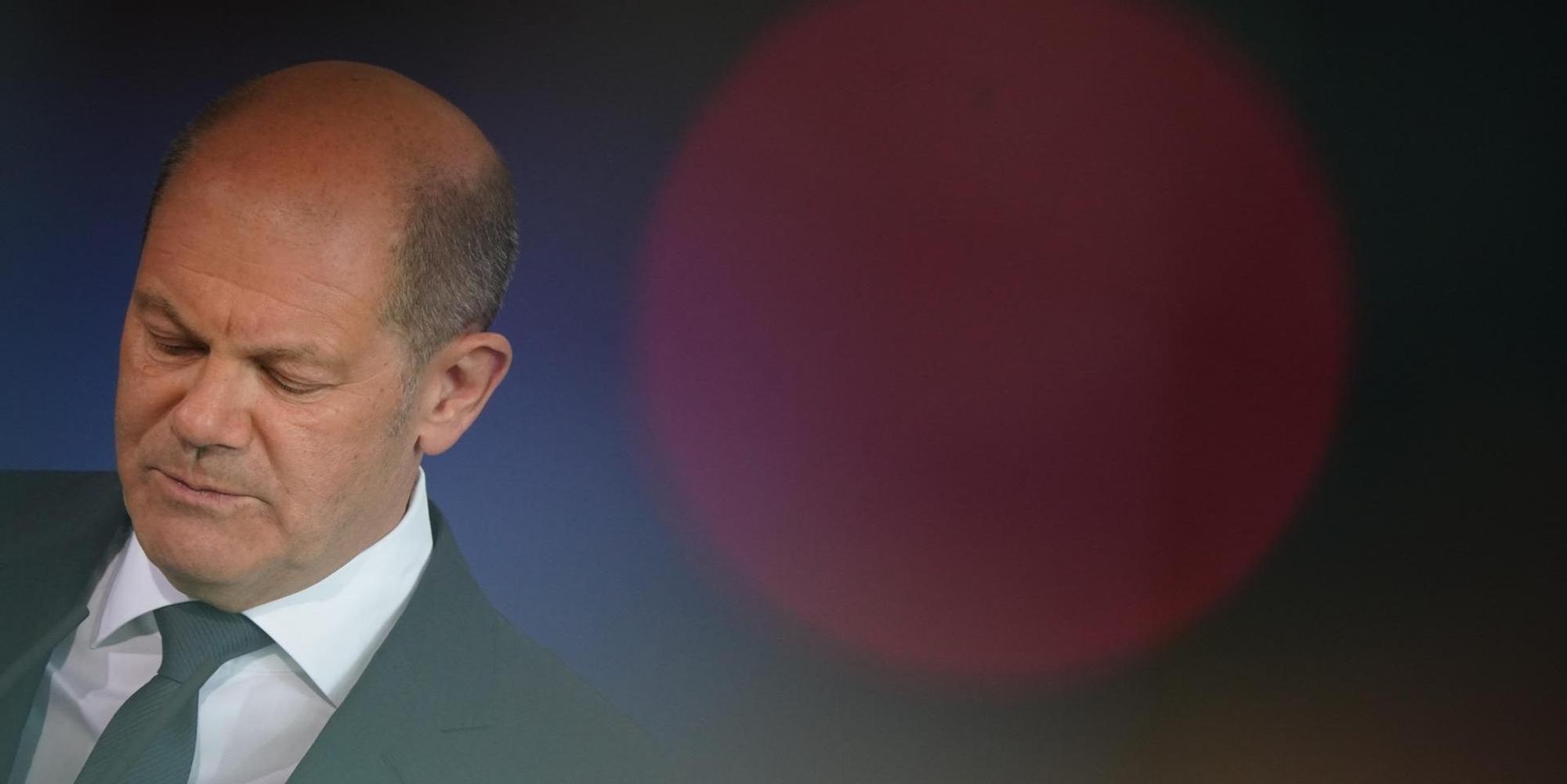Olaf Scholz Kopf runter