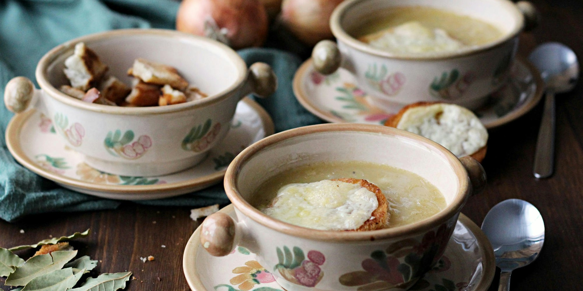Ueberbackene_Zwiebelsuppe
