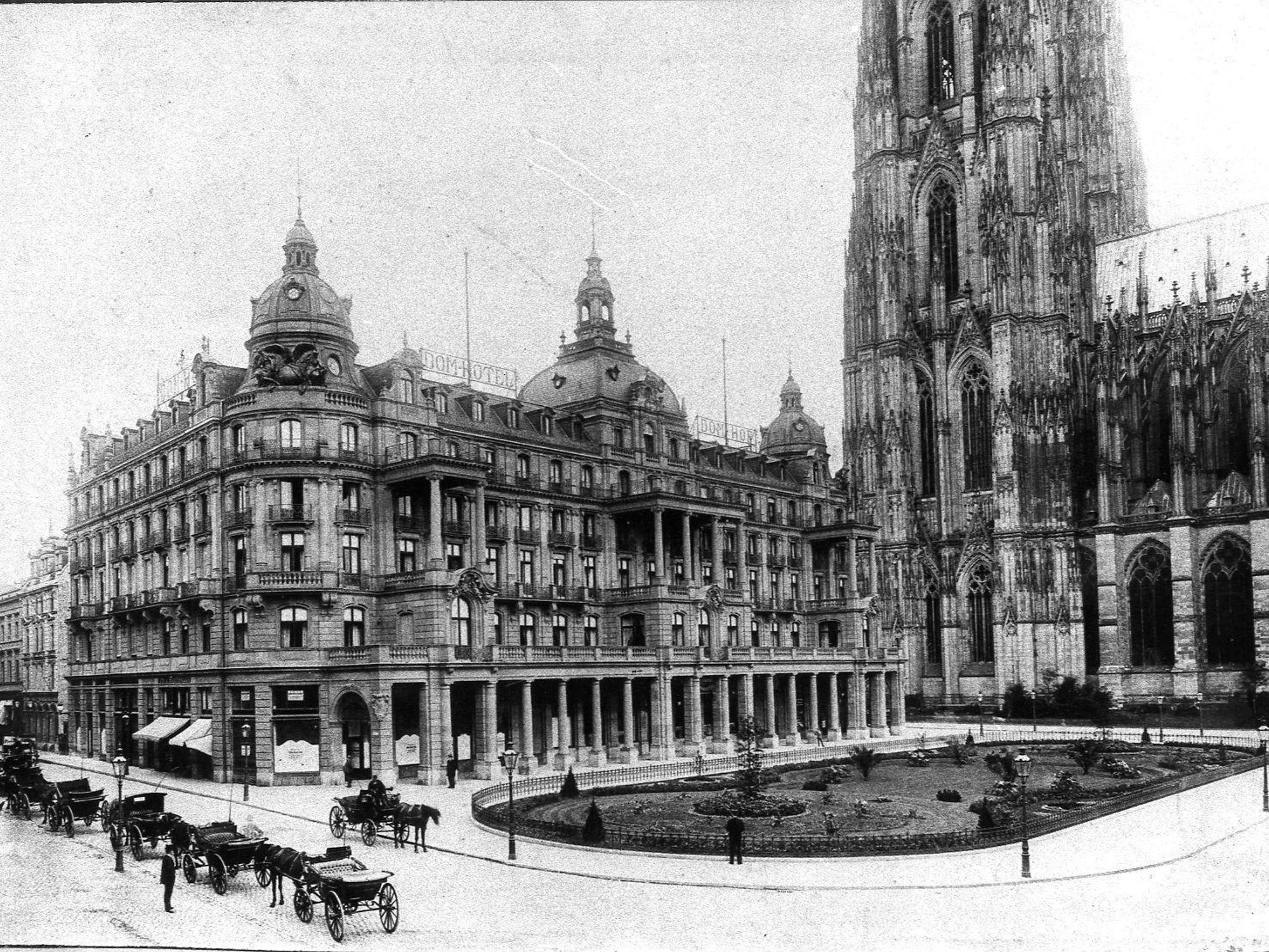 Roncalli-Platz
