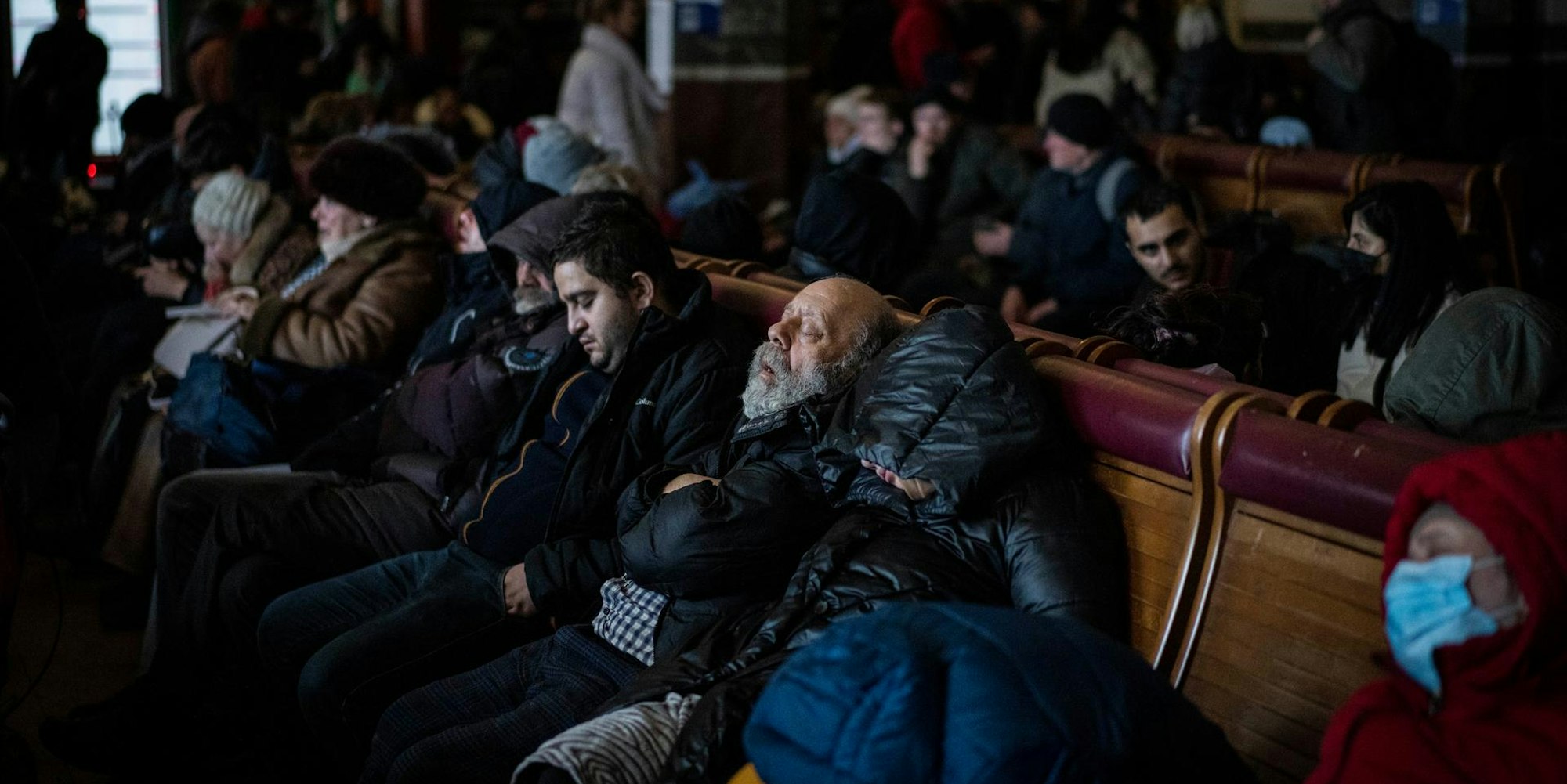 Ukraine Lwiw Bahnhof