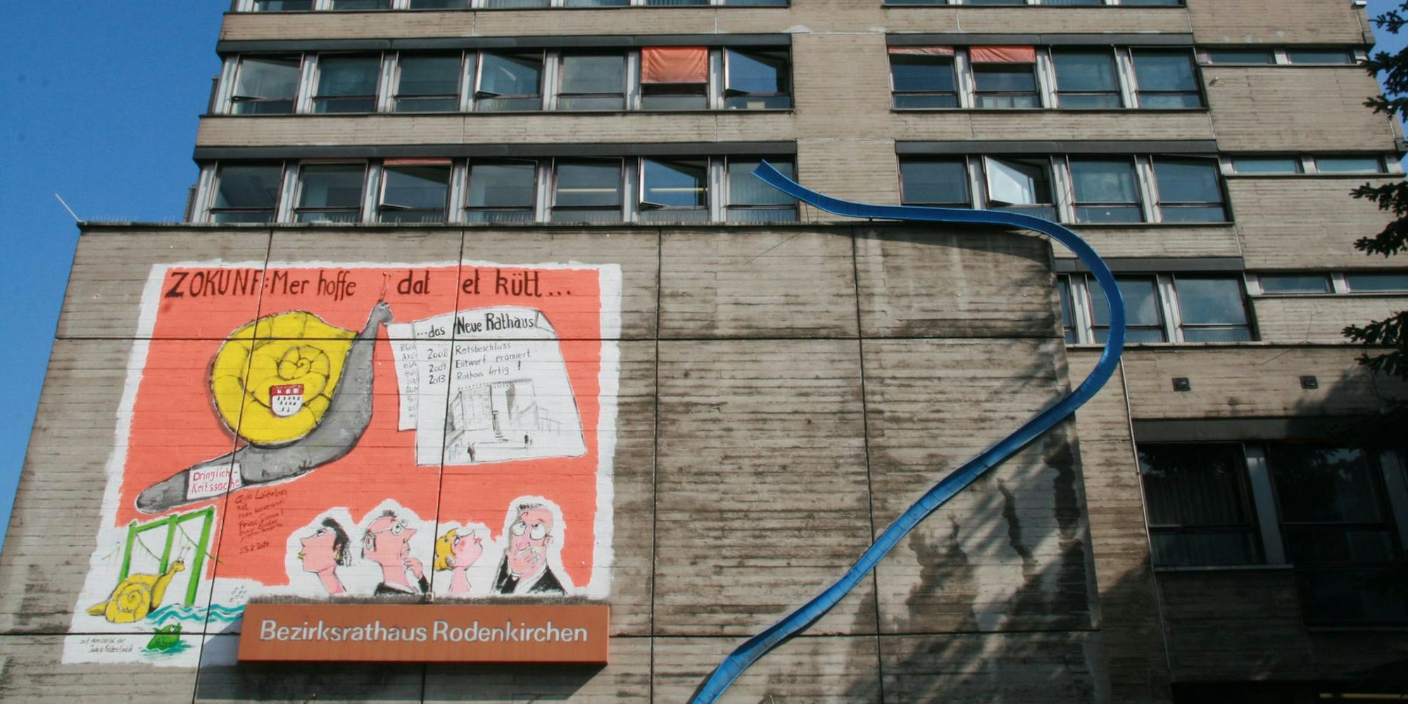 sues Foto 1 Marodes Bezirksrathaus Der Auszug verschiebt sich. Foto Archiv Süsser