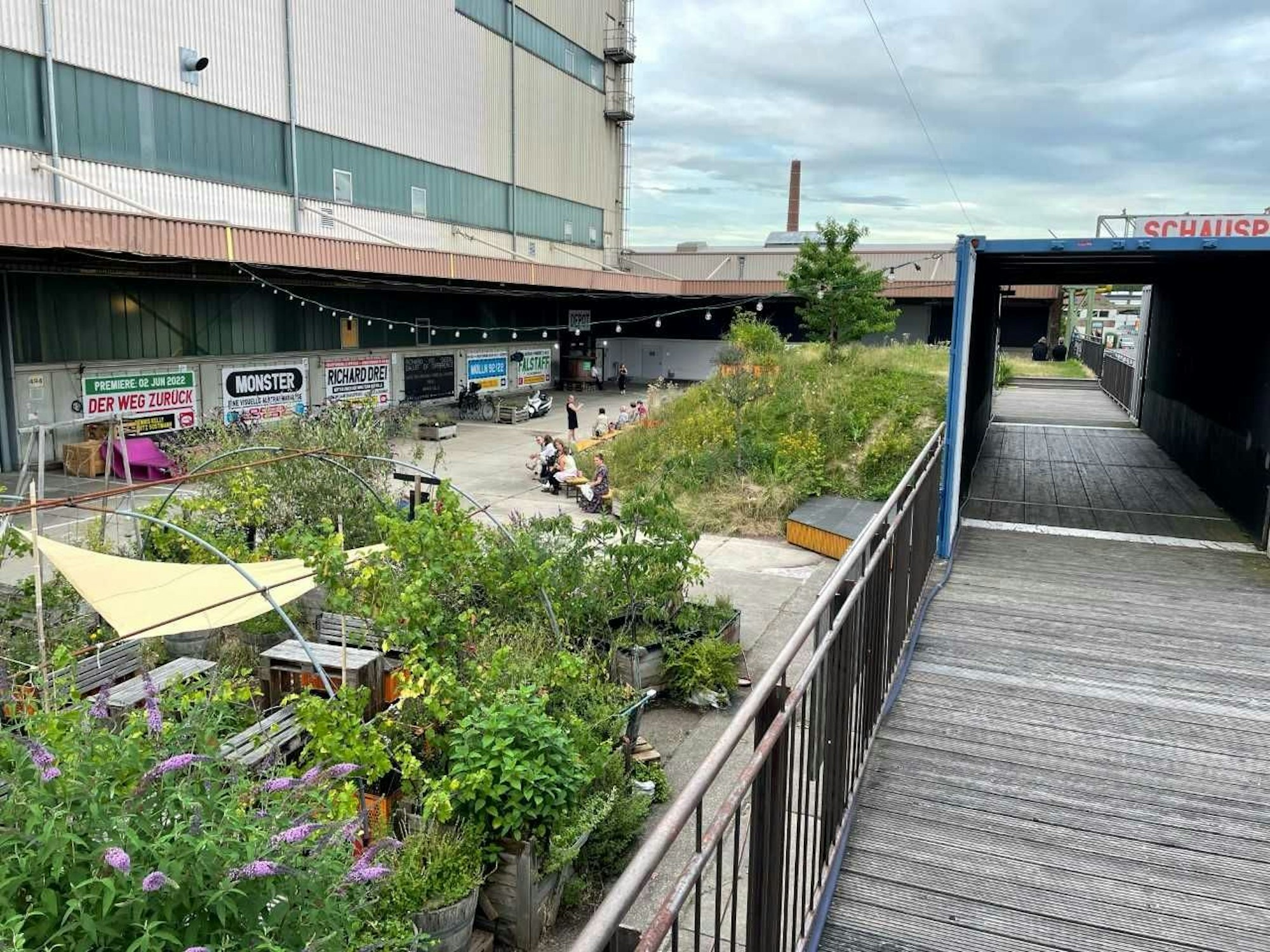 Der Carlsgarten am Schauspiel Köln.