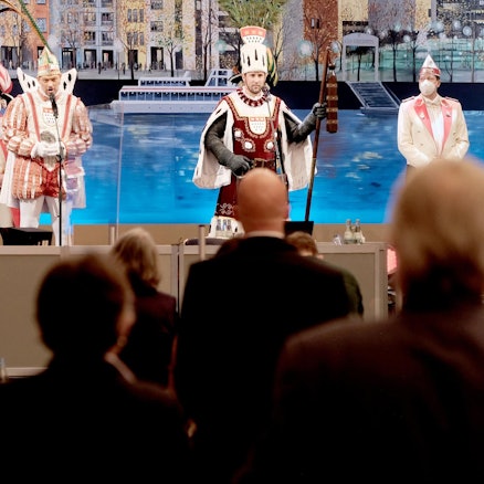 Zweigestirn Ratssitzung (1)