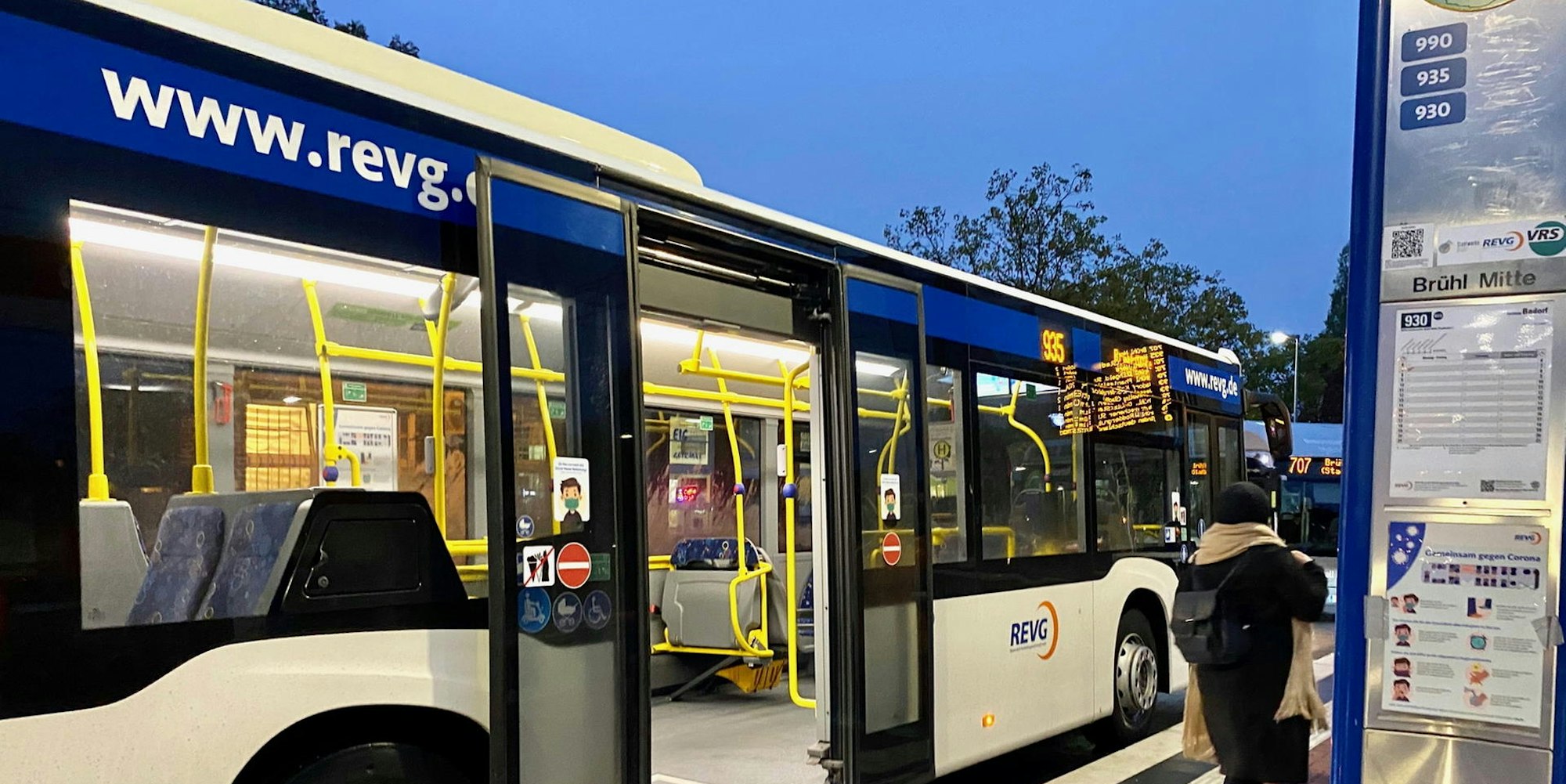Bus REVG