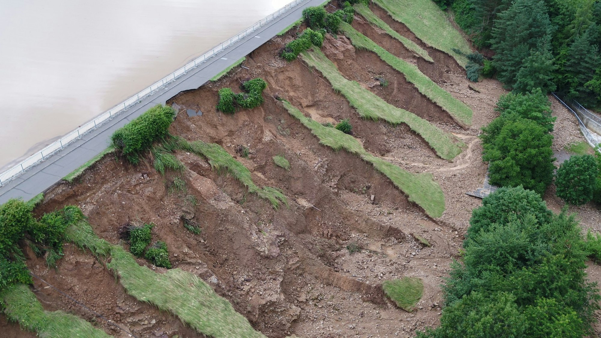 Steinbachtalsperre_Damm_2