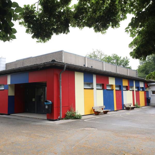 turnhalle_ogs_grundschule_oberdollendorf_abriss_neubau