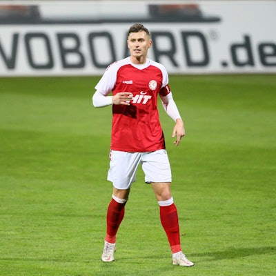 C0C8D570-9F76-4A4A-A3FE-C14B4A0F34FF