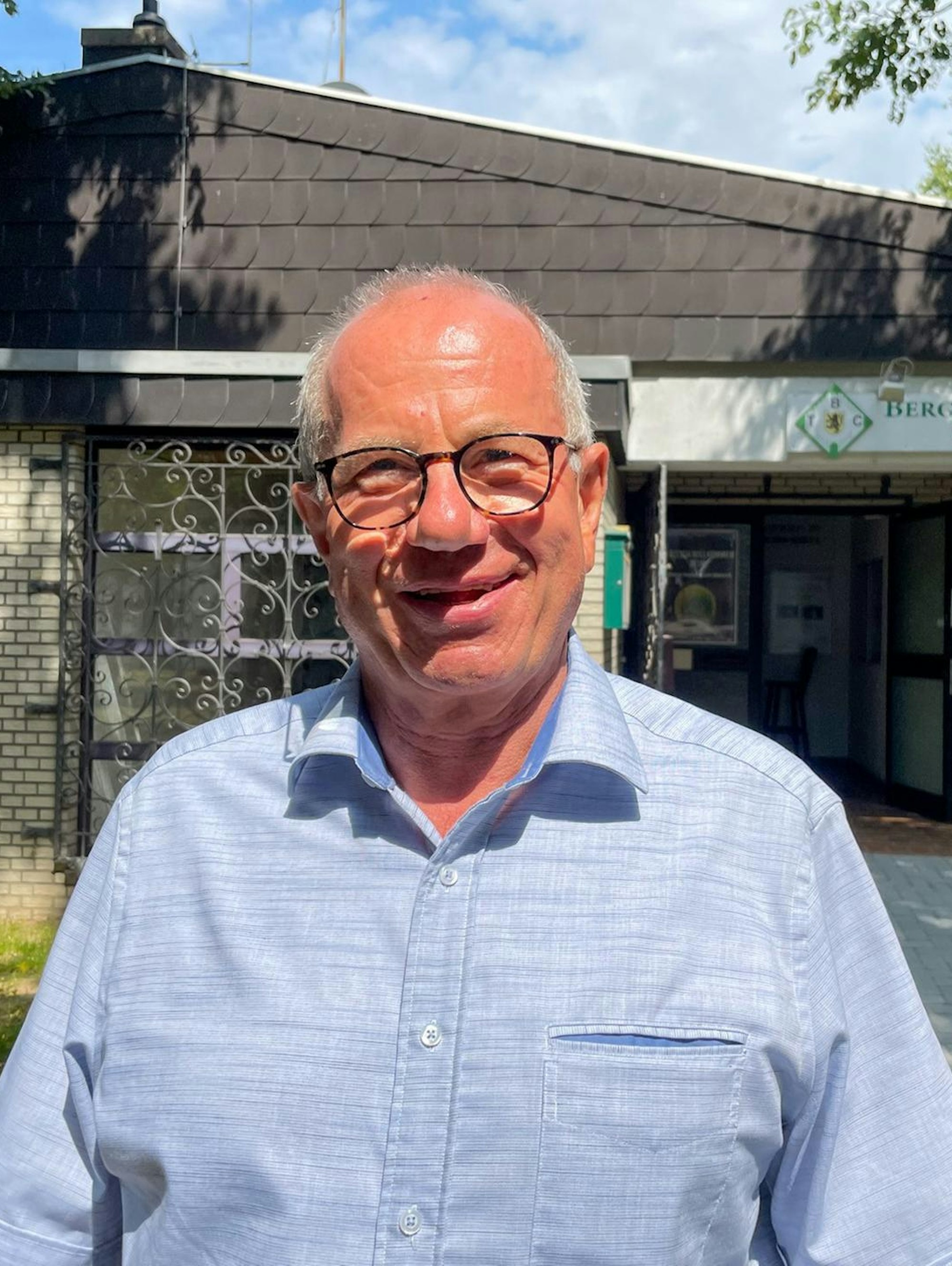 20220729-nip-ber-tc-grün-weiß-umbau-2