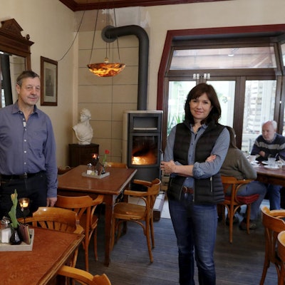 Franz und Ingrid Lauer Kommödchen