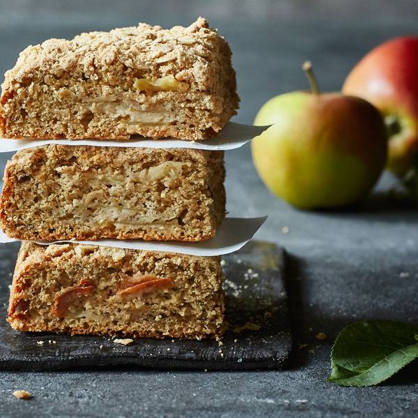 Peanut-Butter-Apple-Coffee-Cake