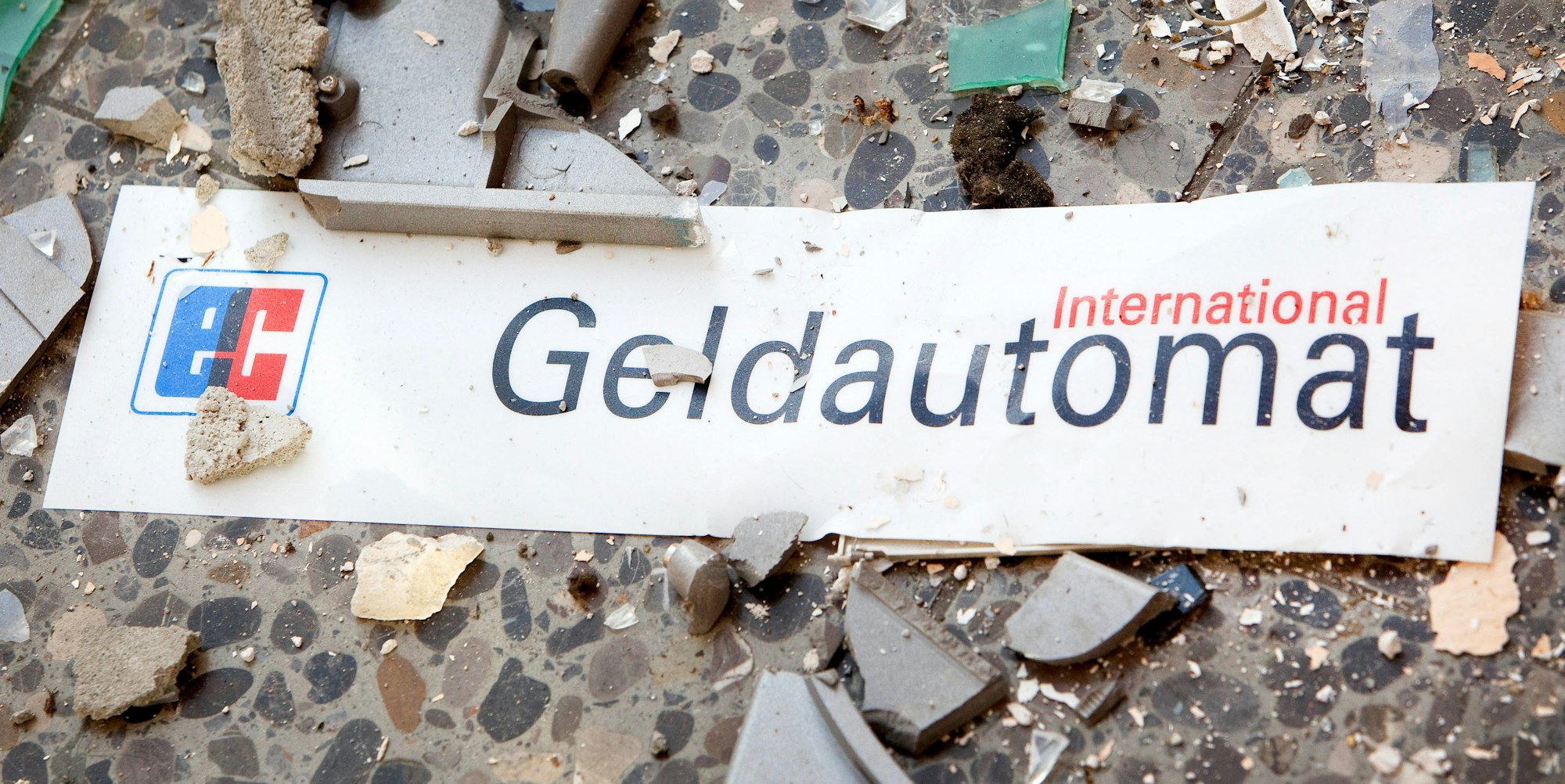 Gesprengter_Geldautomat_Symbolbild_27052016