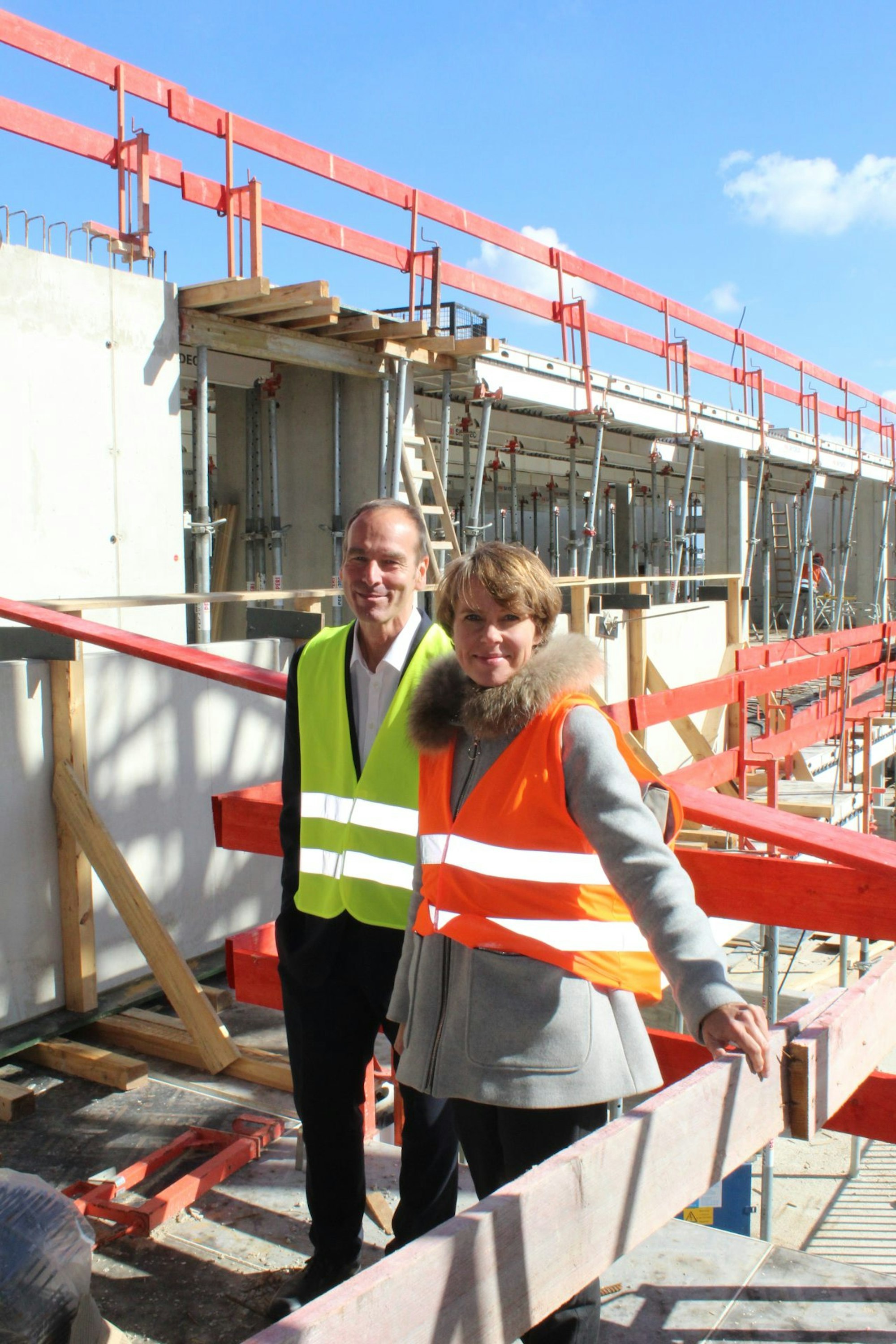 MDS-KSTA-2018-10-09-71-138624173