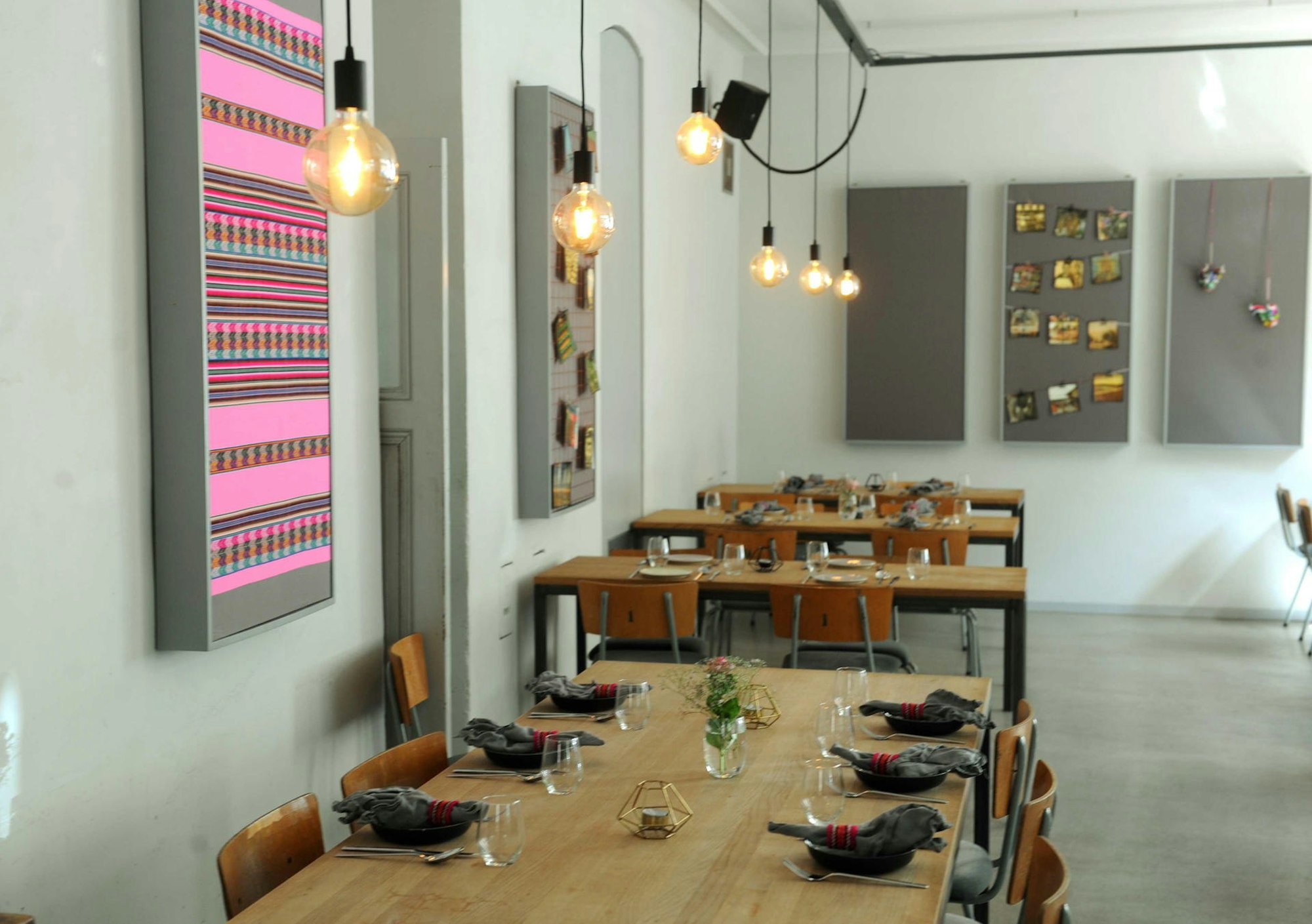 Tigermilch Innenraum Floss Racoczy