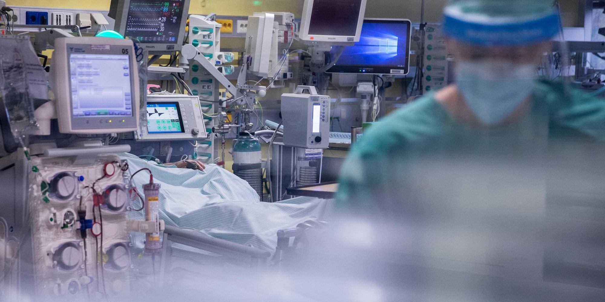 Corona Station Aachen