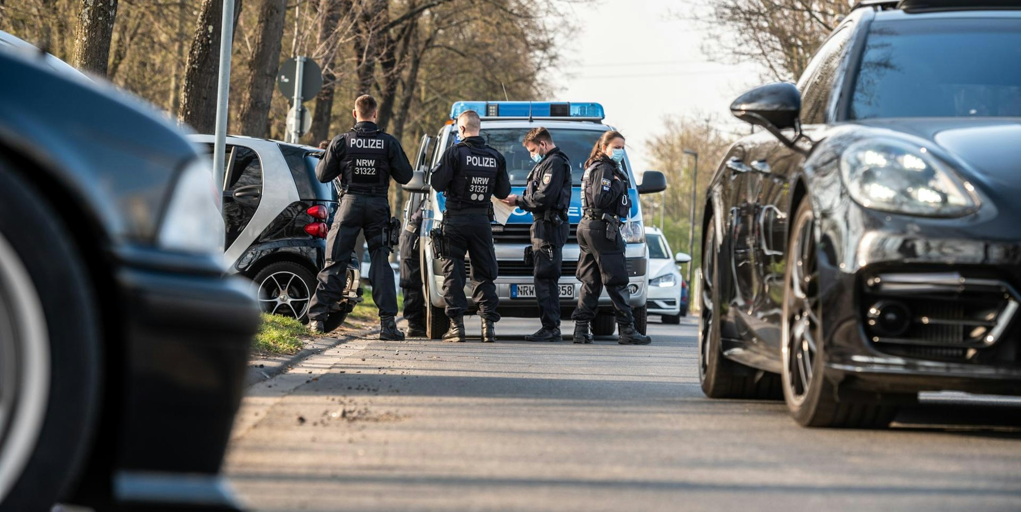 Alfred Schütte Allee Poser