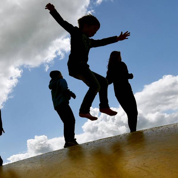 Kinder Symbol sommer 2018