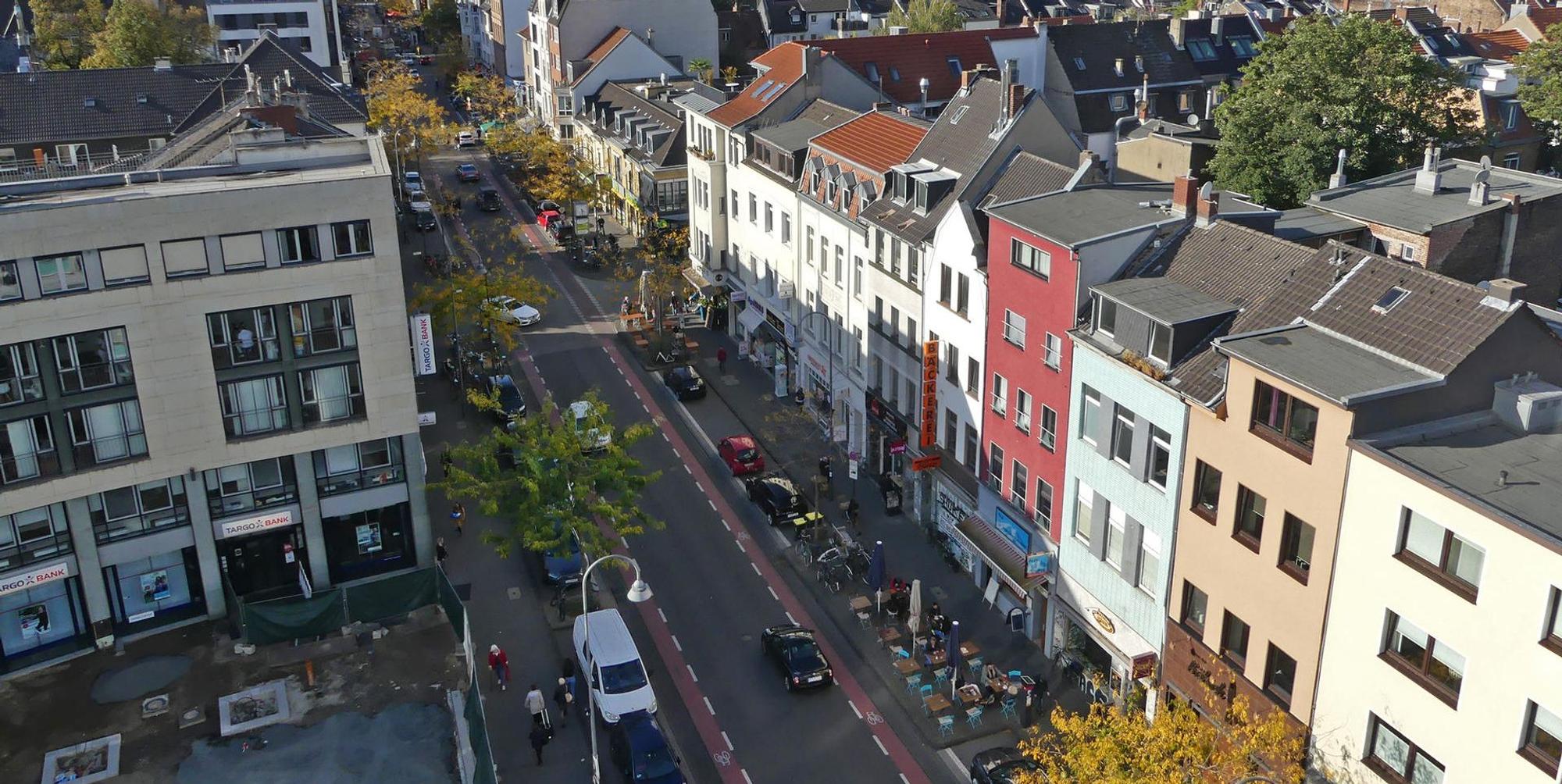 roes-venloer-str-verkehr-007