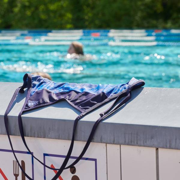 Badeanzug Schwimmbad