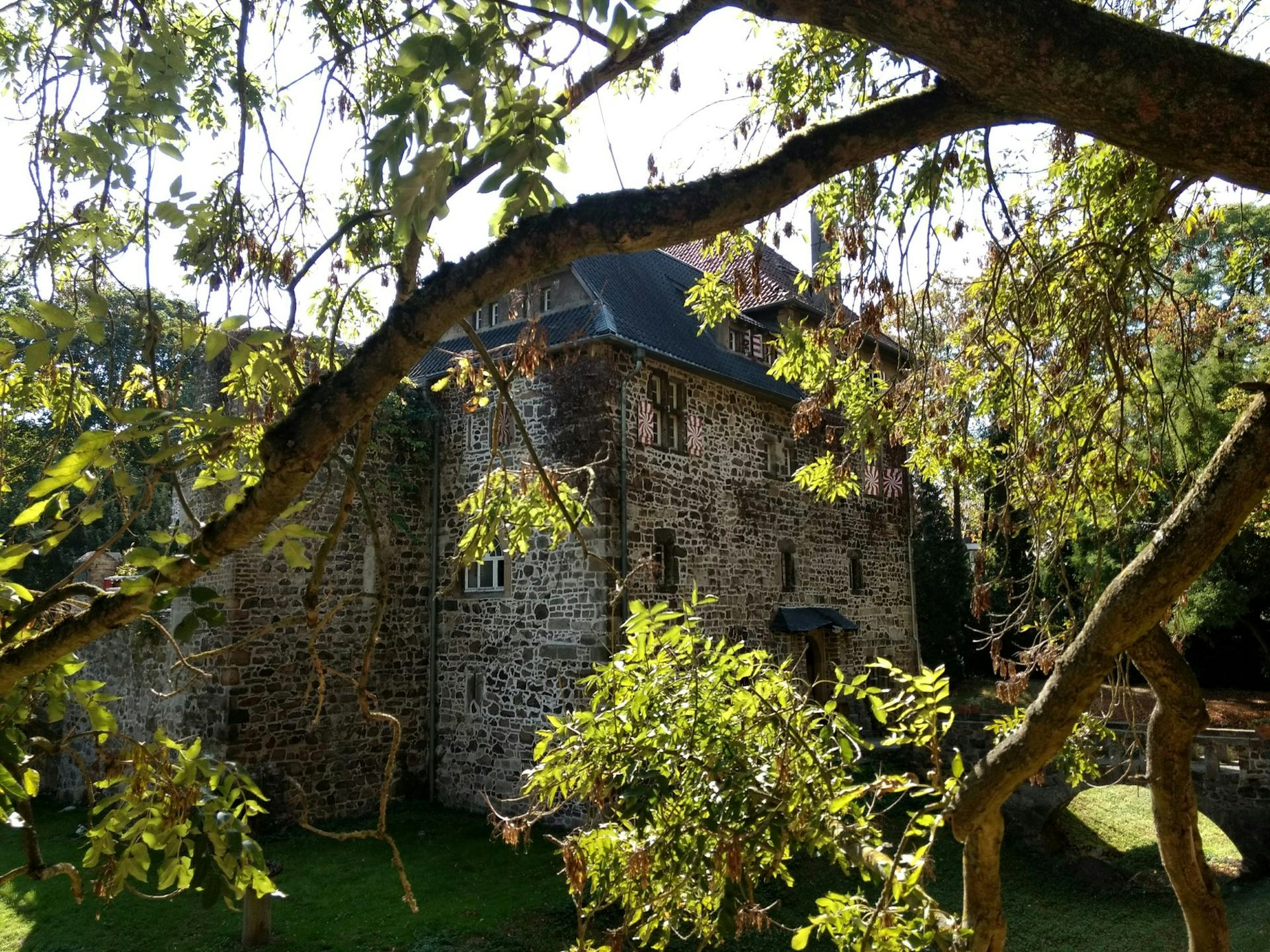 Wasserburg Lede in Bonn-Beuel Vilich Seidel