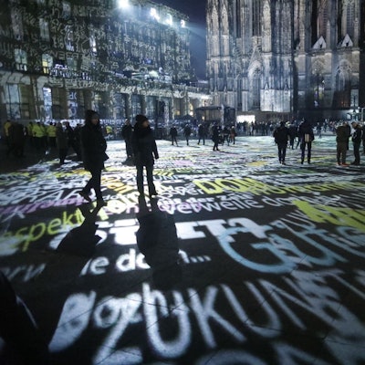 a9f6dc90-47f2-4ca4-8770-5d6f59a84ab0