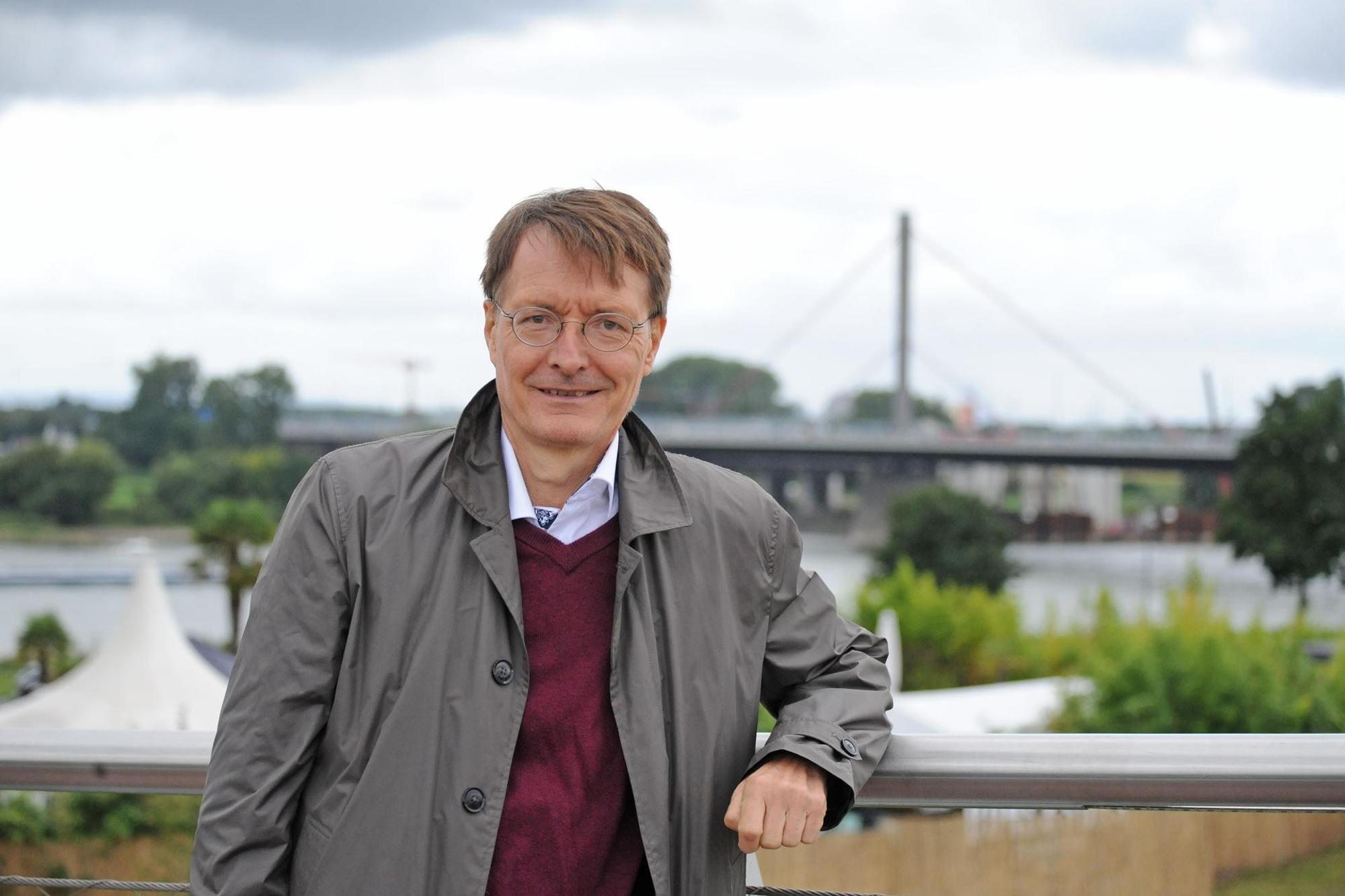 Karl Lauterbach Leverkusen_003