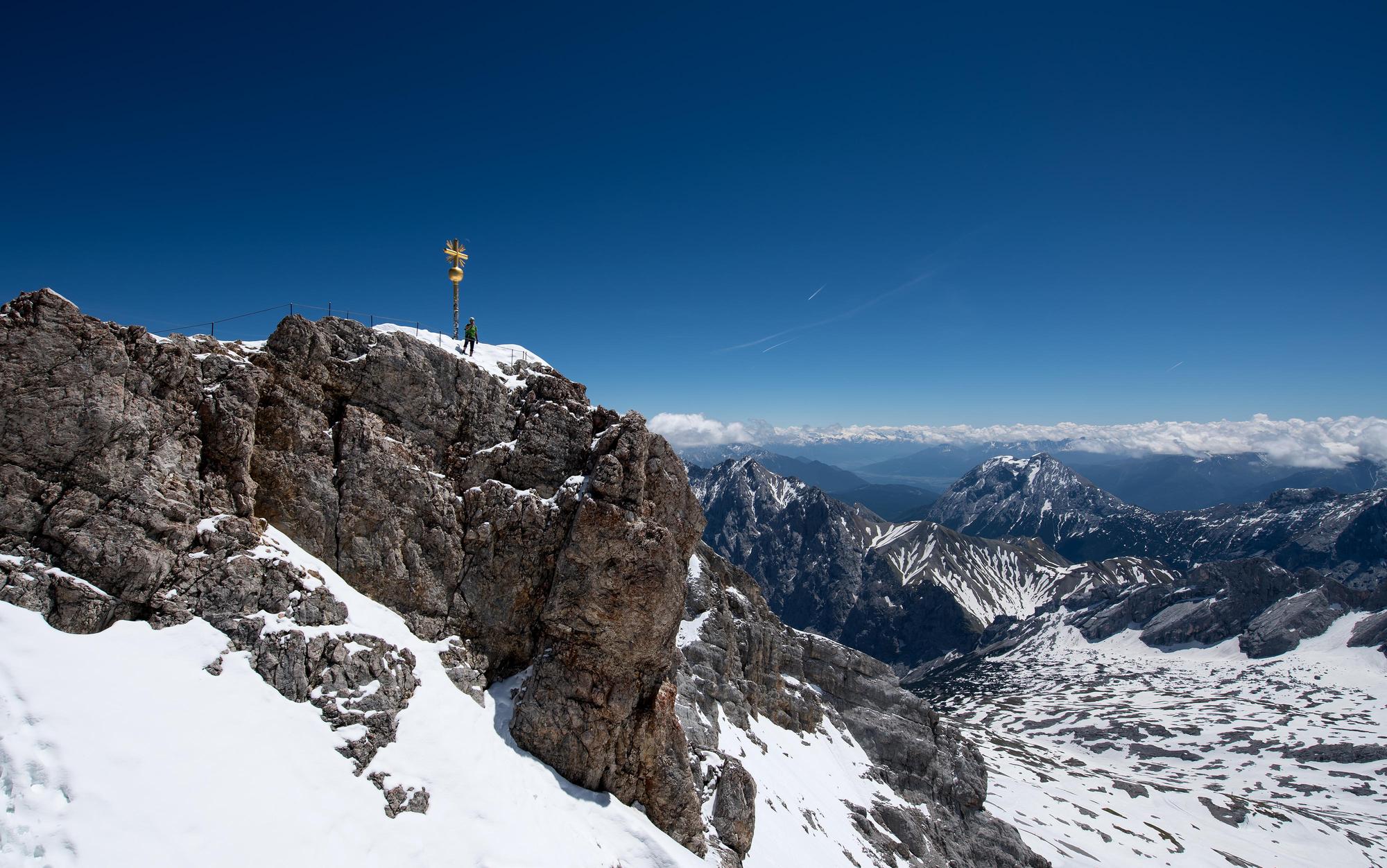 zugspitze_berge_dpa
