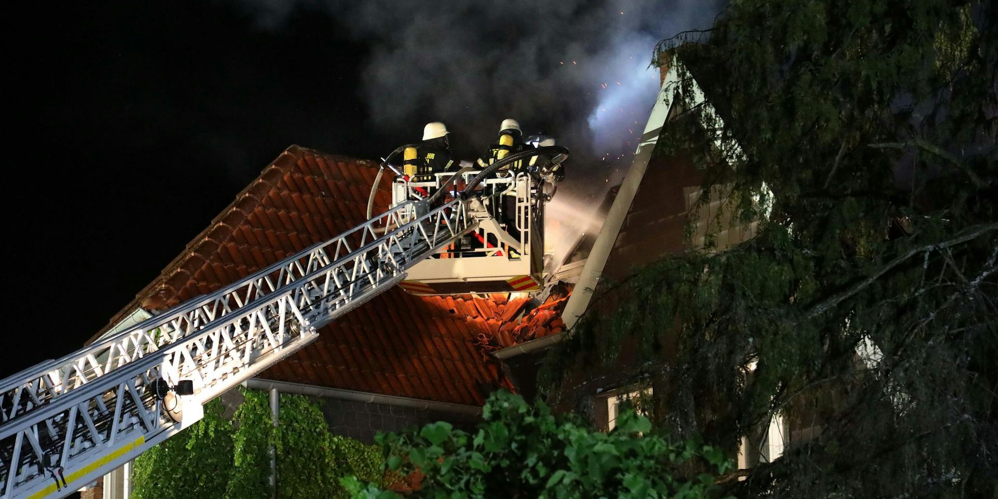 _6Roe_Brand_Hirschstrasse_9658