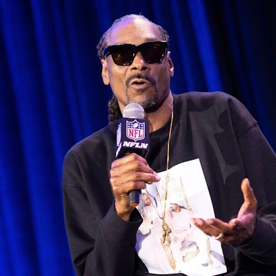 Snoop Dogg 110222