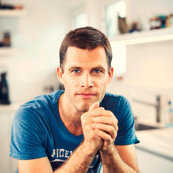 Porträt von Bas Kast