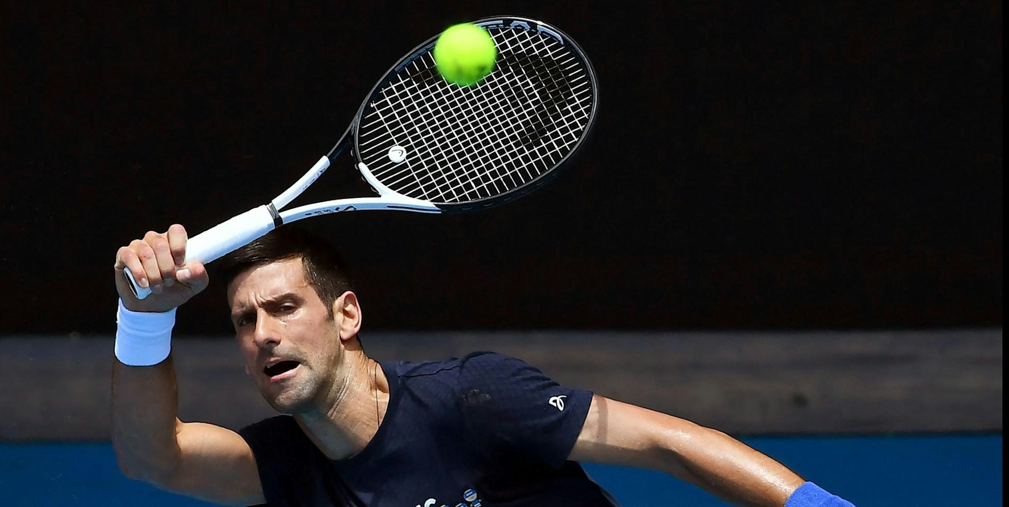 Djokovic trainiert 120122