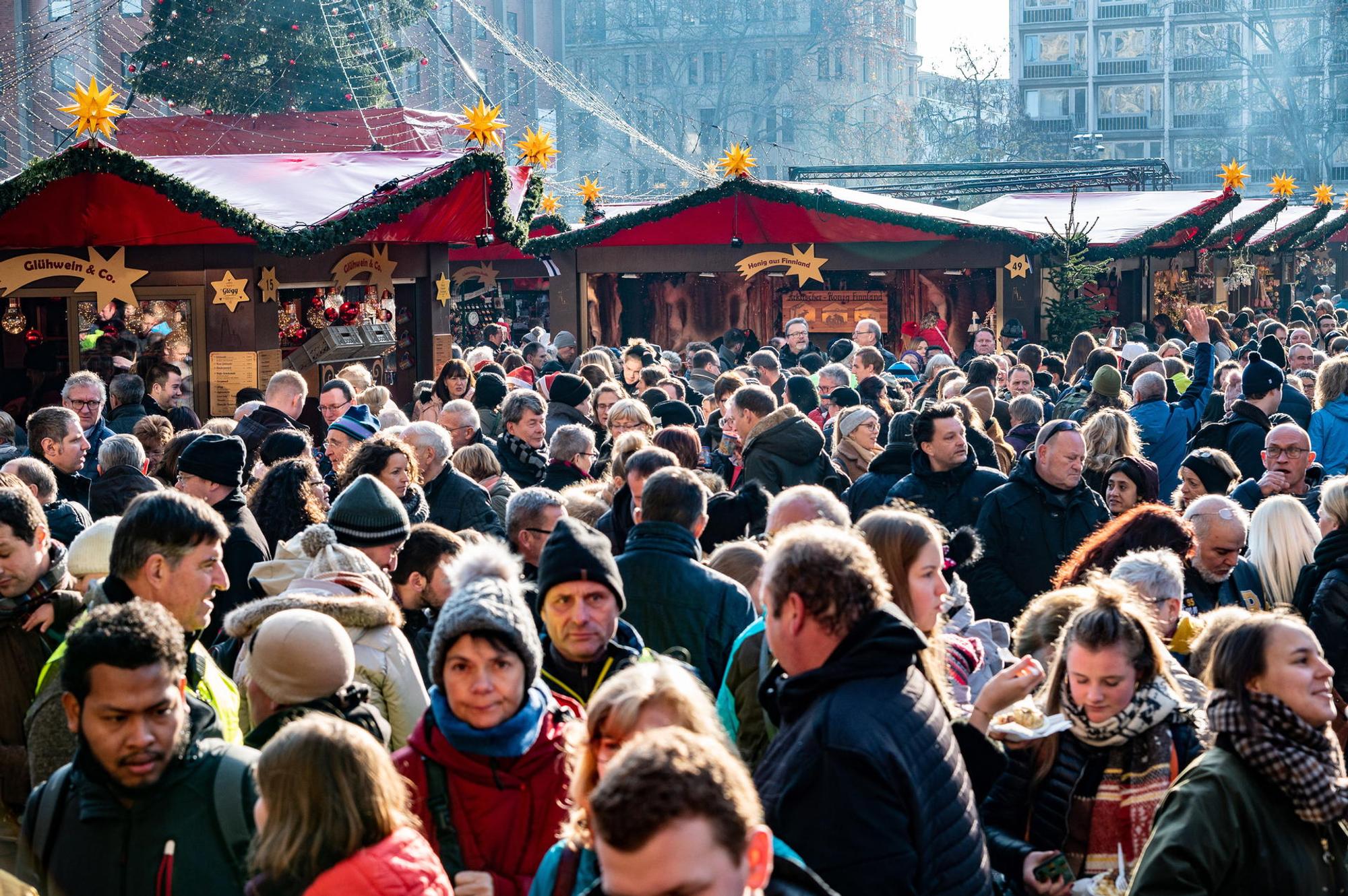 Weihnachtsmarkt Dom 2