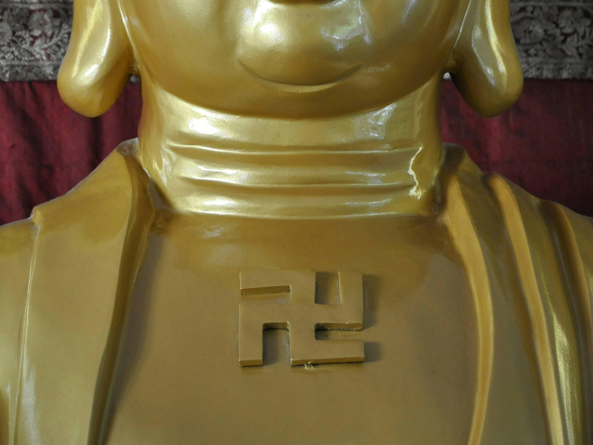 buddha_swastika_imago