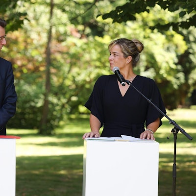 Neubaur Wüst zugewandt 230622