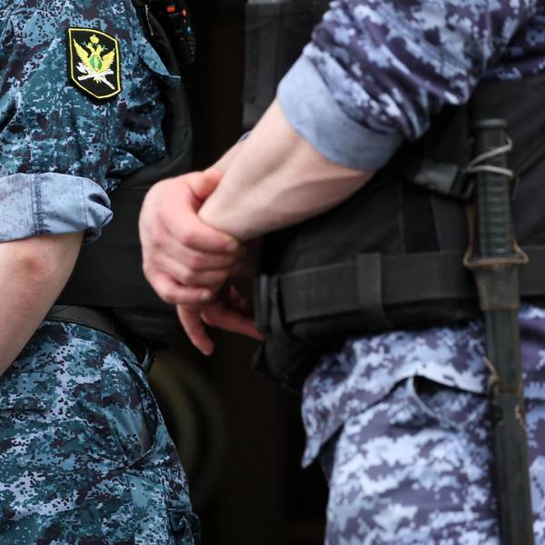 Russland Polizei Wache Symbolbild IMAGO