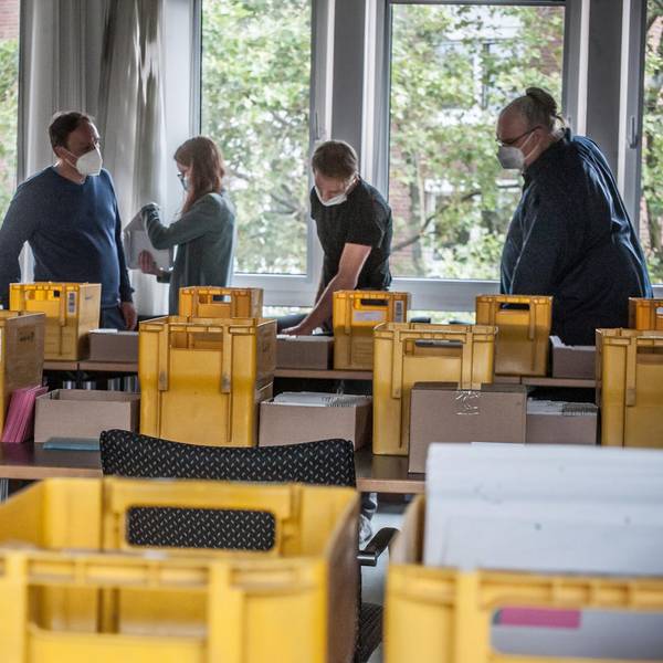briefwahl-Raum_leverkusen09202021ALF_9433 (1)