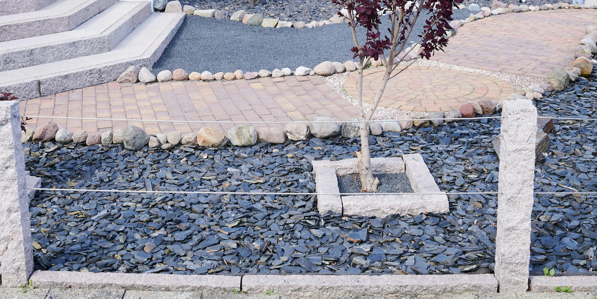 Umweltschaedliches_Gestein_Garten