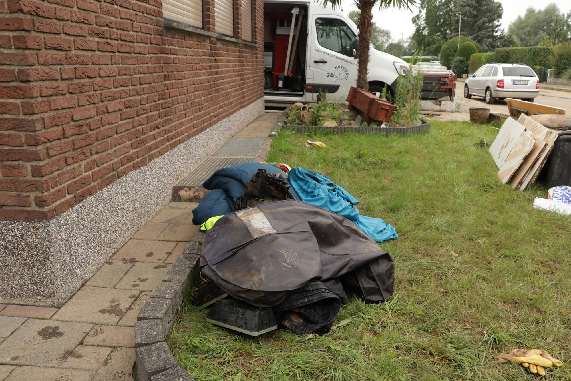 Erftstadt_aufraueumen_mkl_1