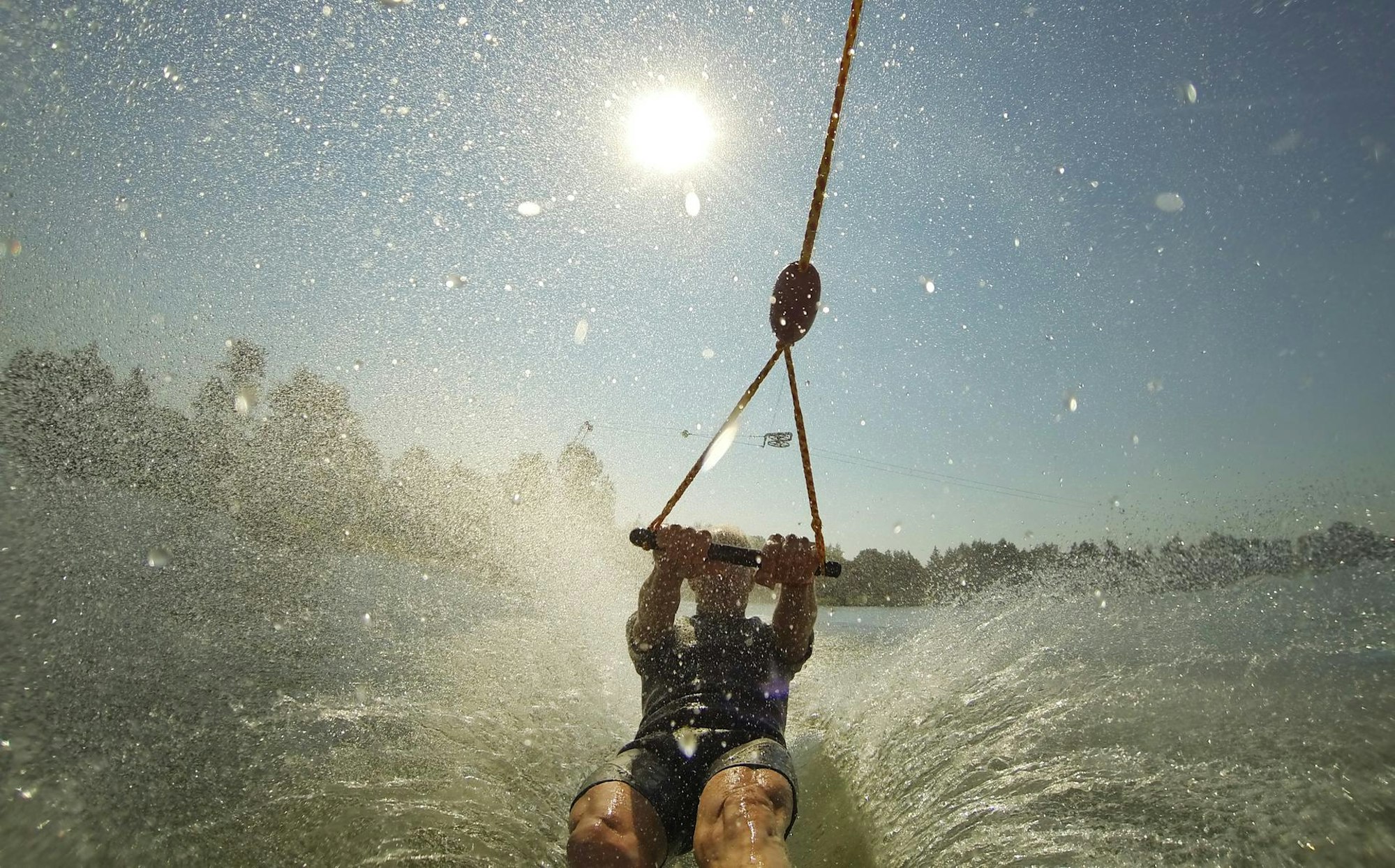 Wasserski action nah dran picture alliance