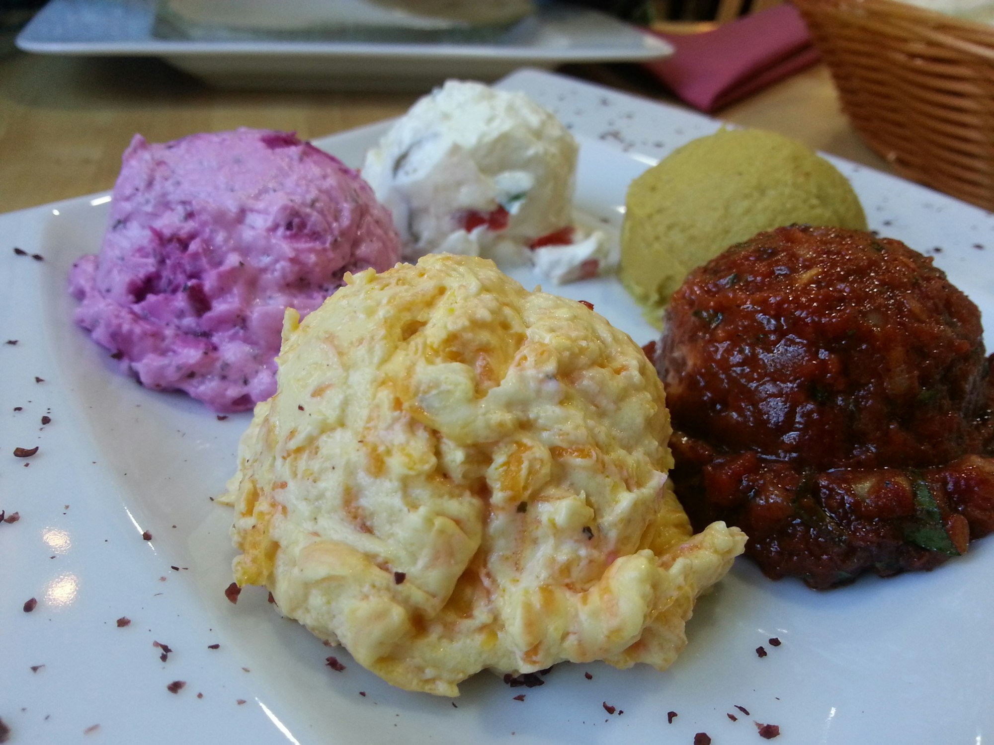 Henn Inci türkische Fischküche