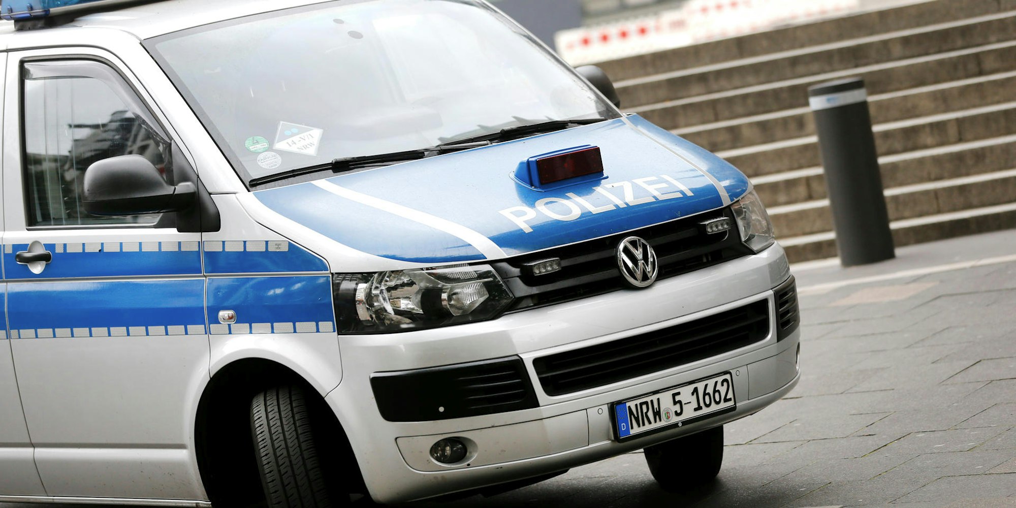 20182506_tb_Polizei_Einsatzwagen_04