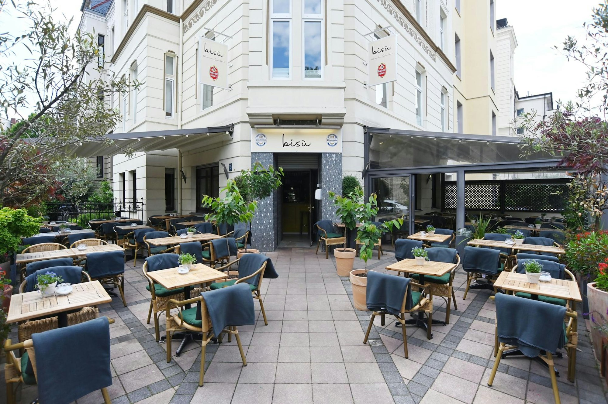 bisu aussen terrasse