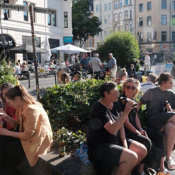 Neusser Platz_verpixelt