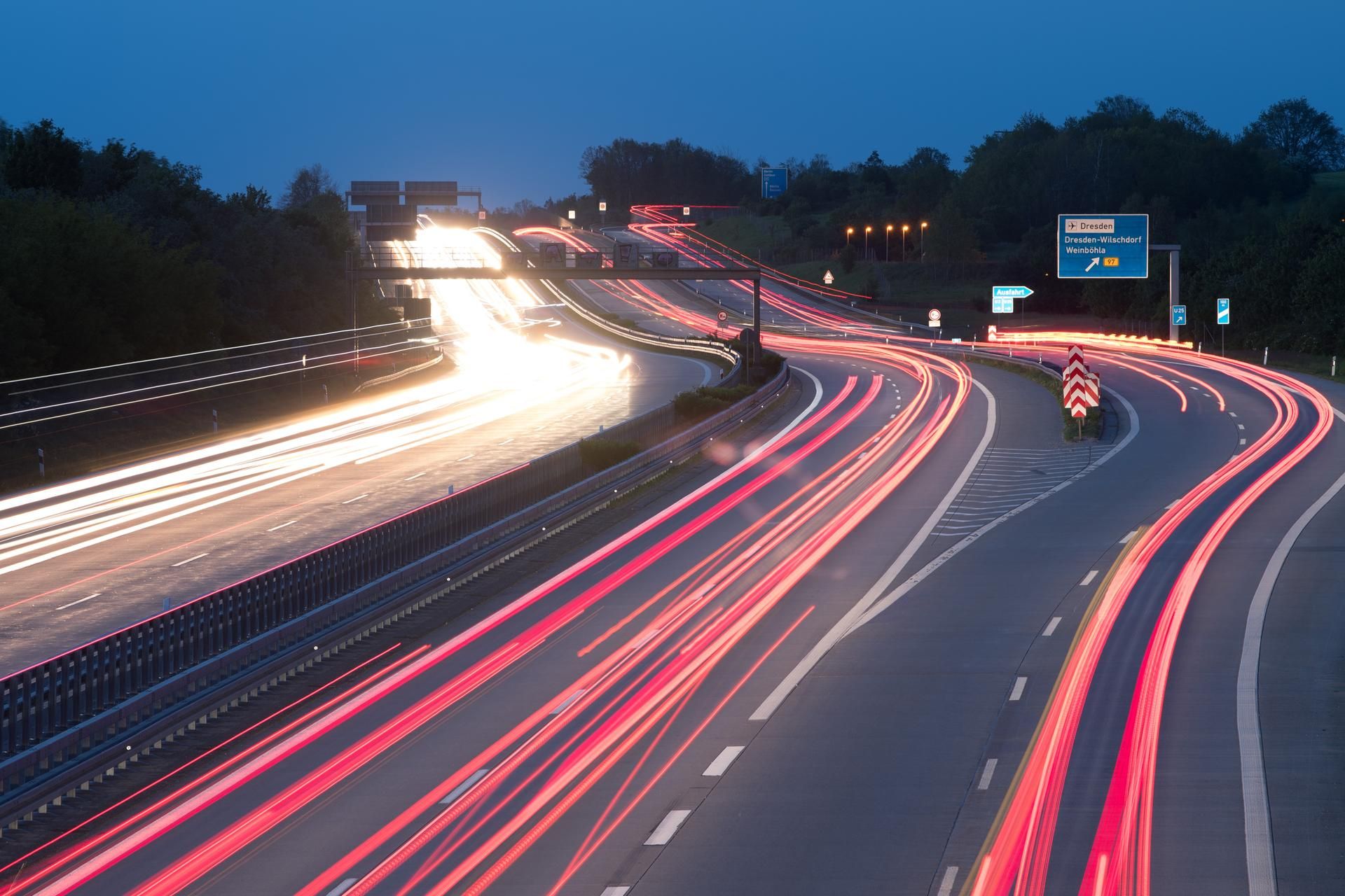 Autobahn nachts