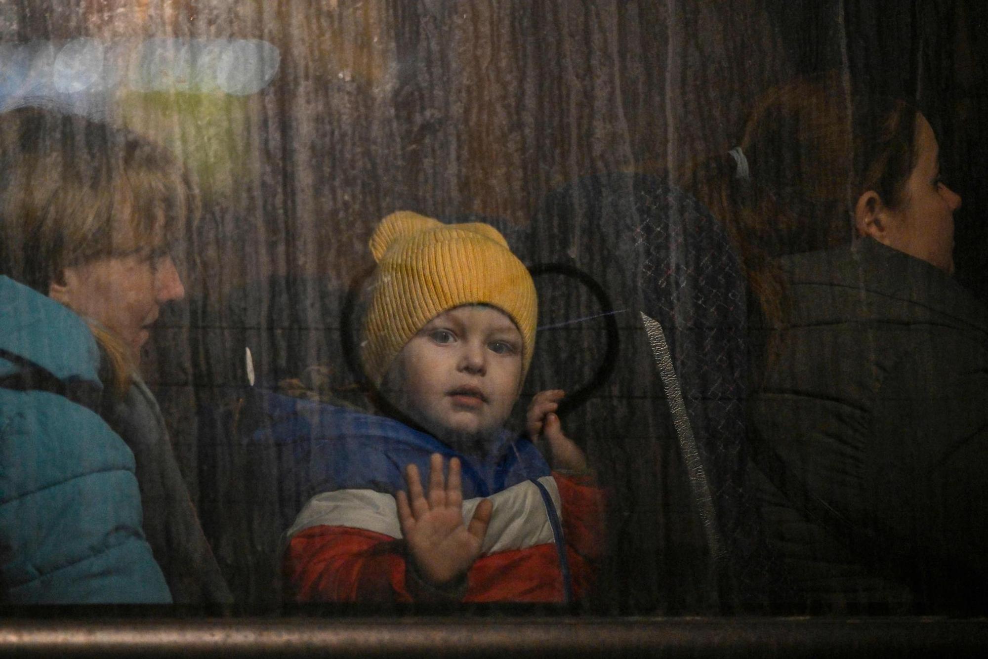 Ukraine Bilder Kind Flucht 1403