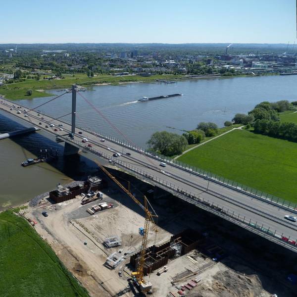 Leverkusener Brücke von oben