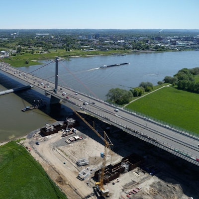 Leverkusener Brücke von oben