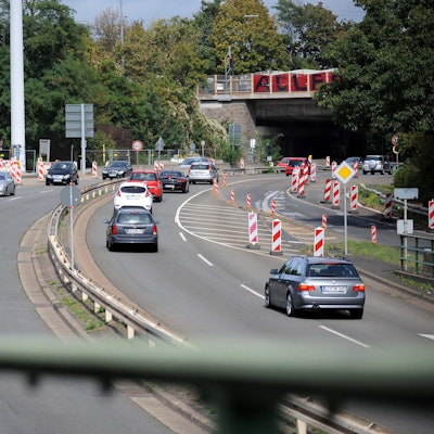 le-bruecke-europaring_(1)