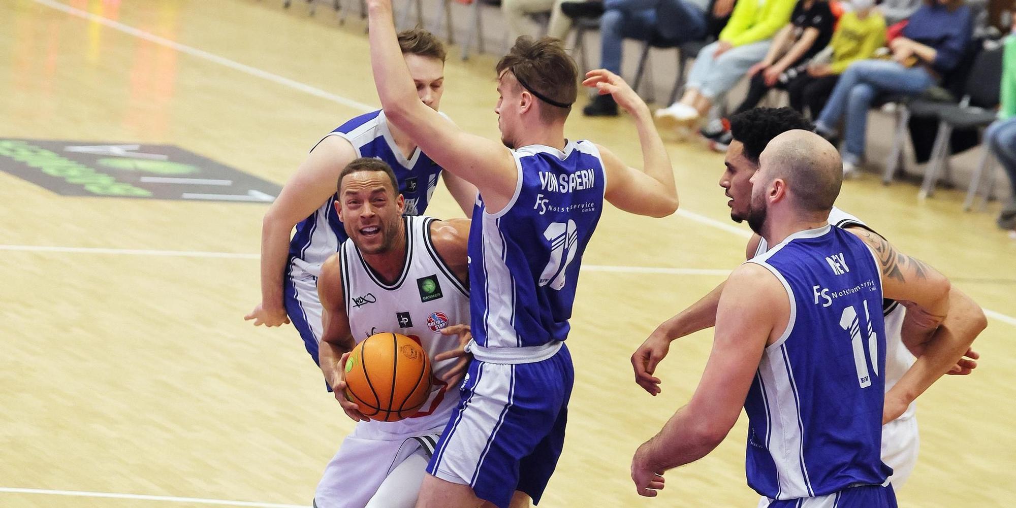 Andrej Mangold (1)