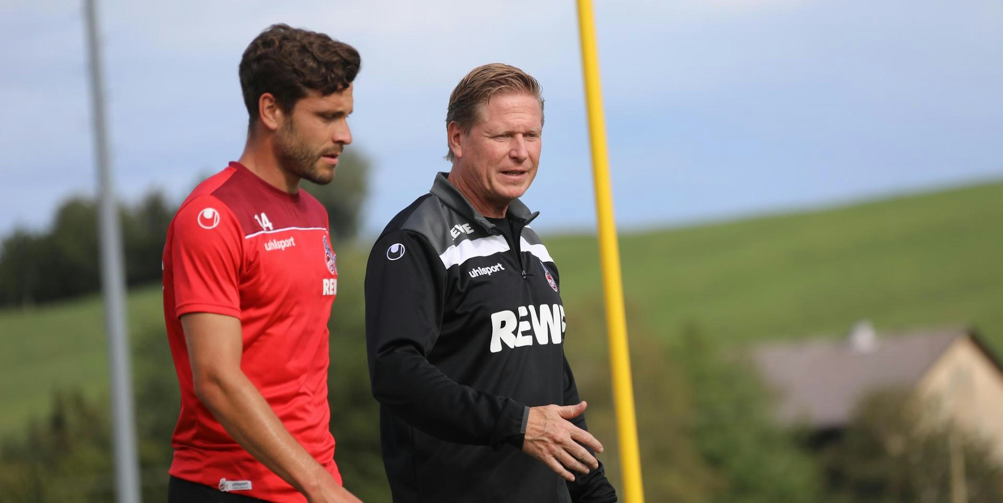 25CD653A-88E9-43F9-BF1F-BB0E12A1FE8E